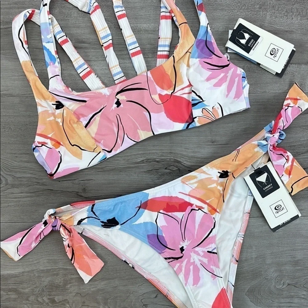 ☀️RIP CURL☀️ BLOSSOM REVERSIBLE CROP BLOSSOM TIE SIDE CHEEKY BIKINI SET